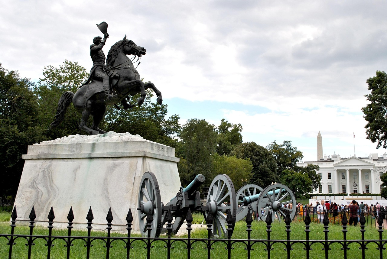 Washington DC Capitol Building with neoclassical architecture and dome